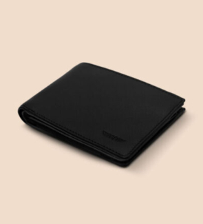 Berto-Slim-Plus-Wallet-Black-Front-750x550-1-600x440